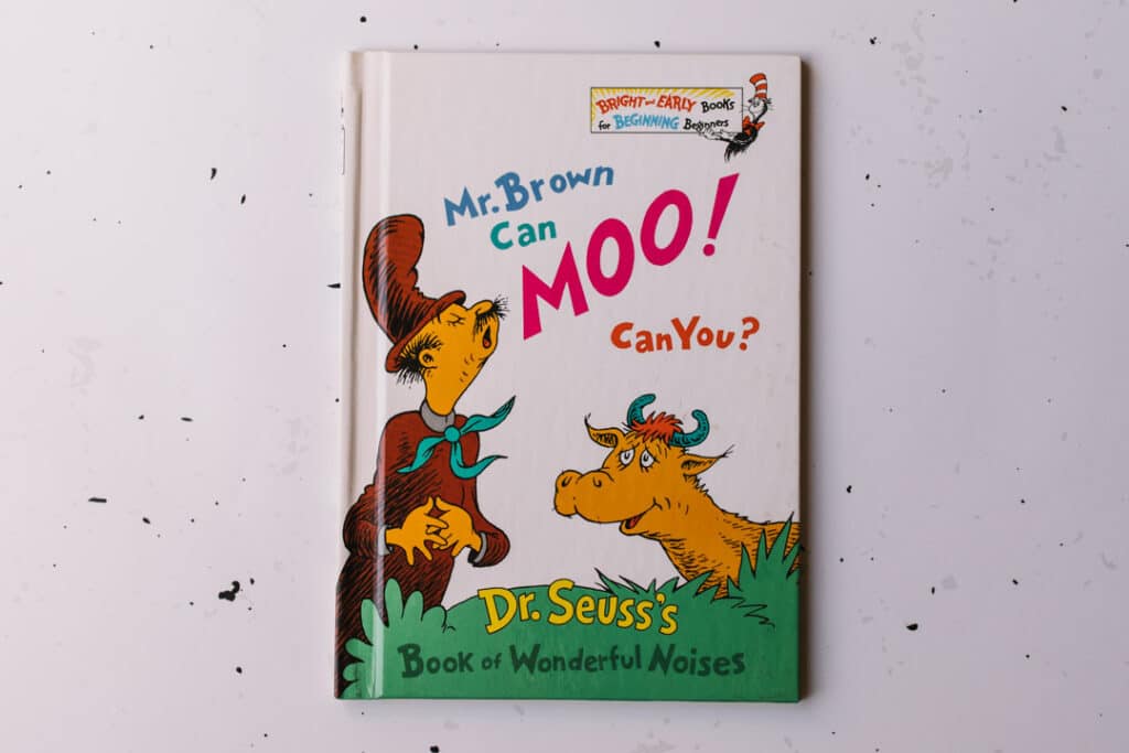 Mr.Brown can Moo! Can you book. 30 books to read for 0-5 year old - Part 1. Ewa Jones Photography