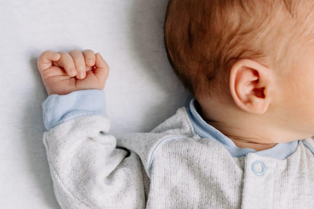 close up detail of newborn baby hand. Newborn photo session in London. Ewa Jones Photography