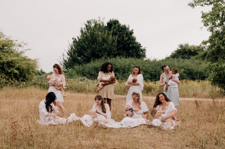 group breastfeeding photo session in Basingstoke, Hampshire. breastfeeding week. what to wear for breastfeeding photo session. Hampshire photographer. Ewa Jones Photography Breastfeeding photo session in Hampshire