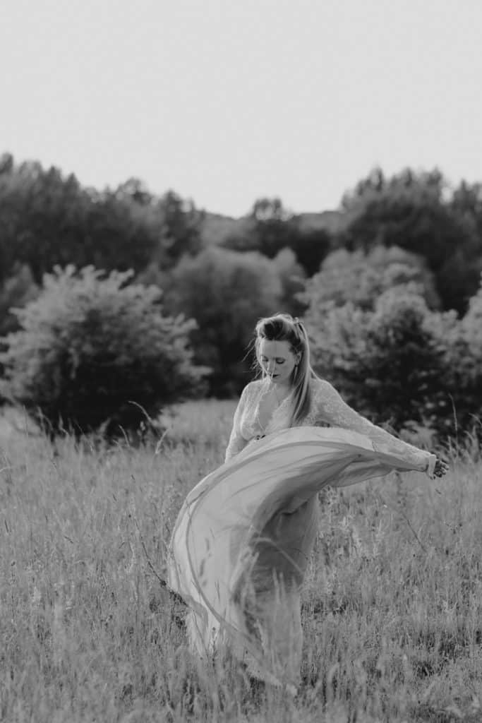 Maternity photo session - Grace and Chris-15 ideas for maternity photo session. Black and white maternity photo shoot. Hampshire photographer. Ewa Jones Photography