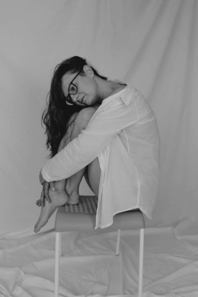 portrait female photo session. portrait photoshoot. model photo session. Model photographer. Women photography in Hampshire. Ewa Jones Photography