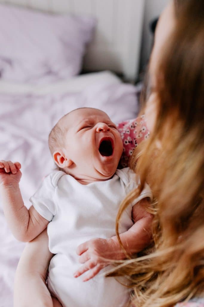 Newborn baby yawn. Hampshire newborn photo session. Hampshire photographer. Ewa Jones Photography