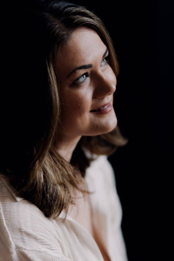 Empowering female sessions-2 Woman is looking towards the light. Lovely portraiture. Female photo sessions. Woman photo sessions in Hampshire. Hampshire photographer. Ewa Jones Photography