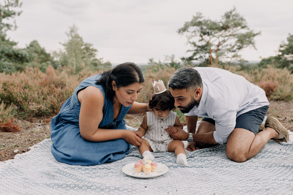 celebrating one year old birthday. family photo session in Surrey. Family photo shoot. Ewa Jones Photography