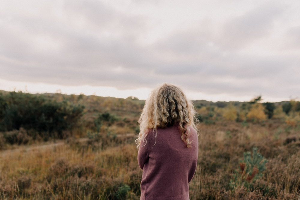 Natural female photoshoot. Hampshire photographer. Basingstoke female photo session. Ewa Jones Photography