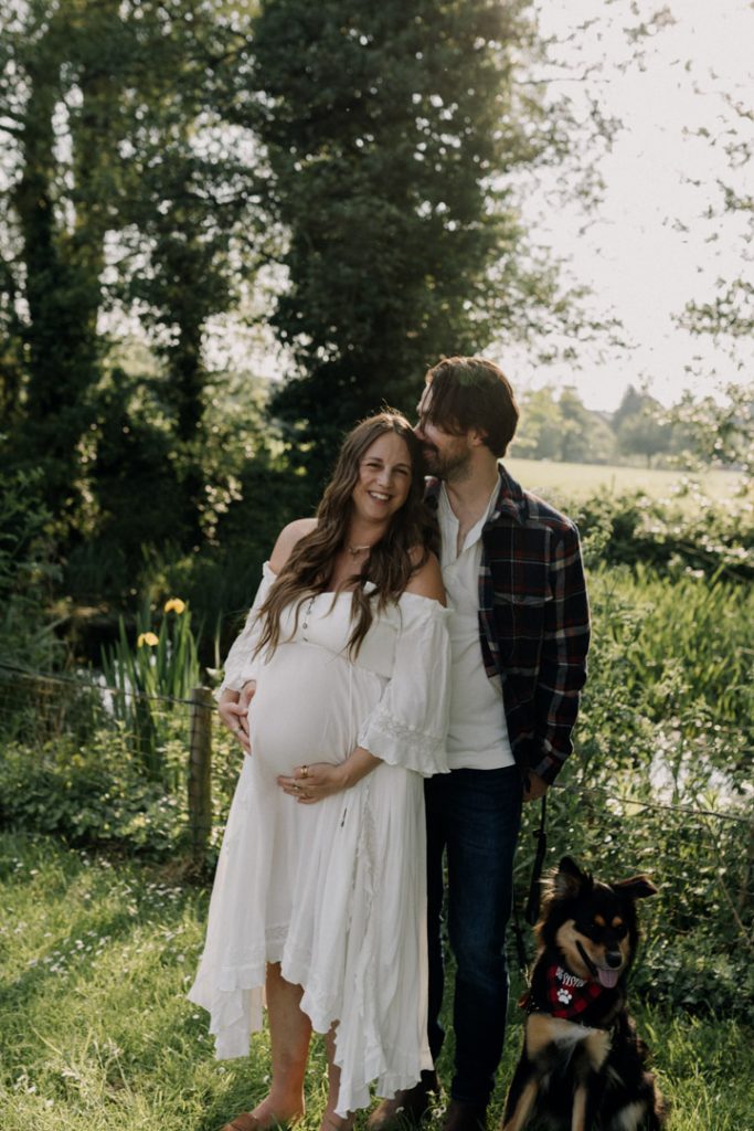 intimate and natural bump photo shoot. outside golden hour photo session. Hampshire bump photographer. Ewa Jones Photographer